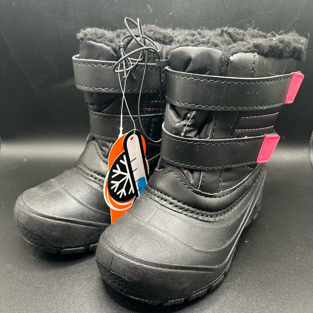 Wonder Nation Black Winter Boots - Picture 2 of 4